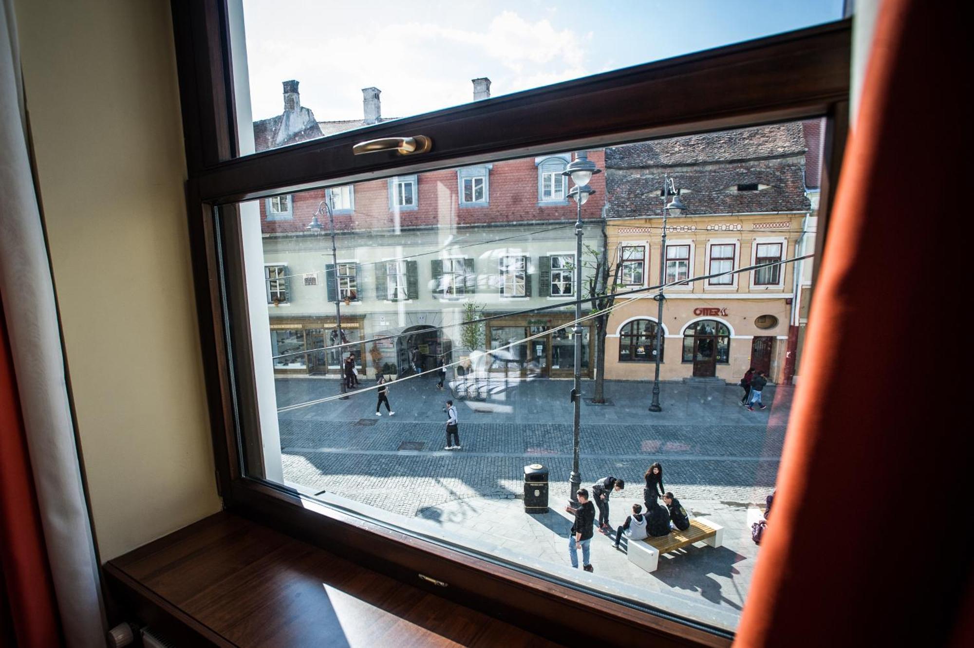 B13 Hostel Sibiu Exterior photo